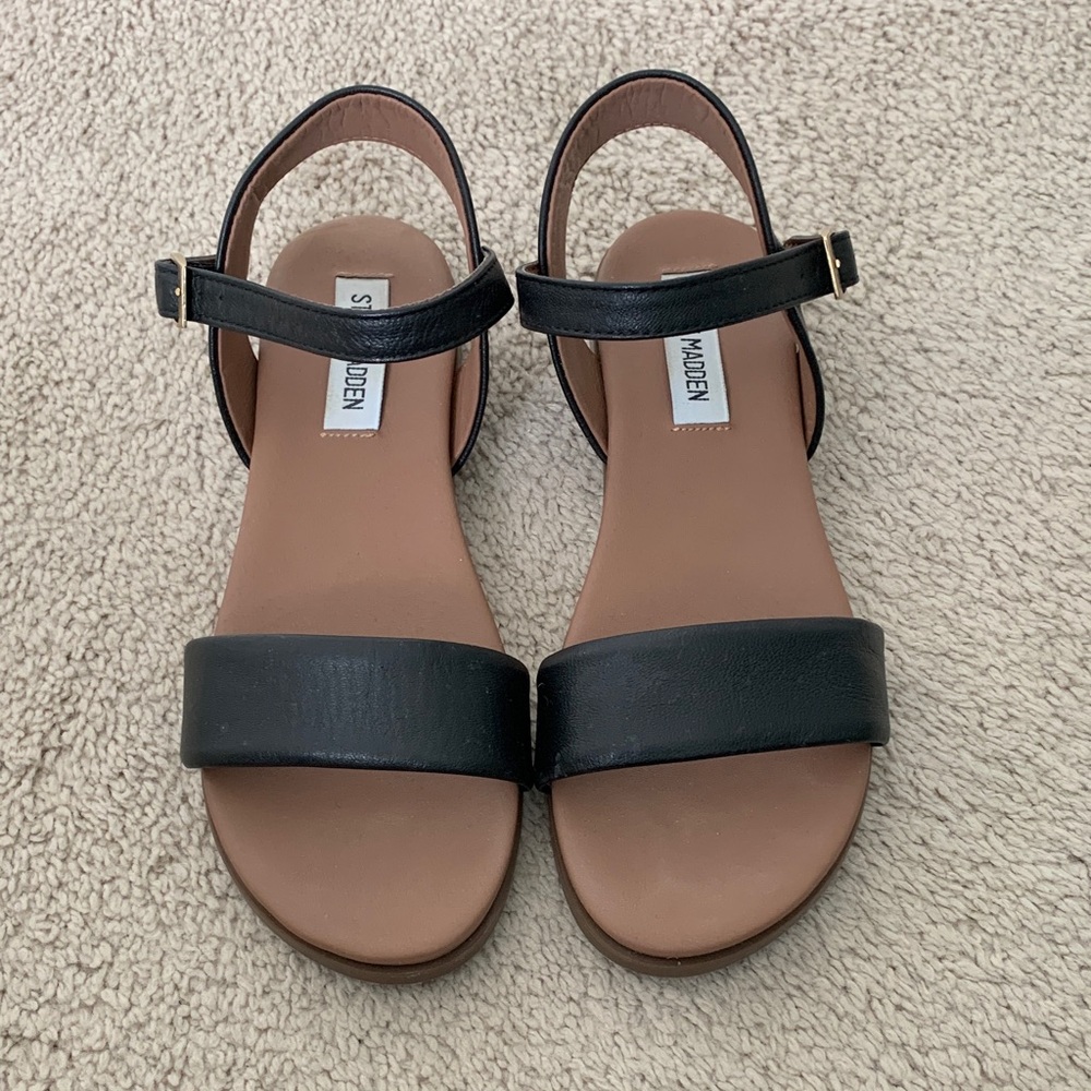 Steve Madden Black Strap Sandals